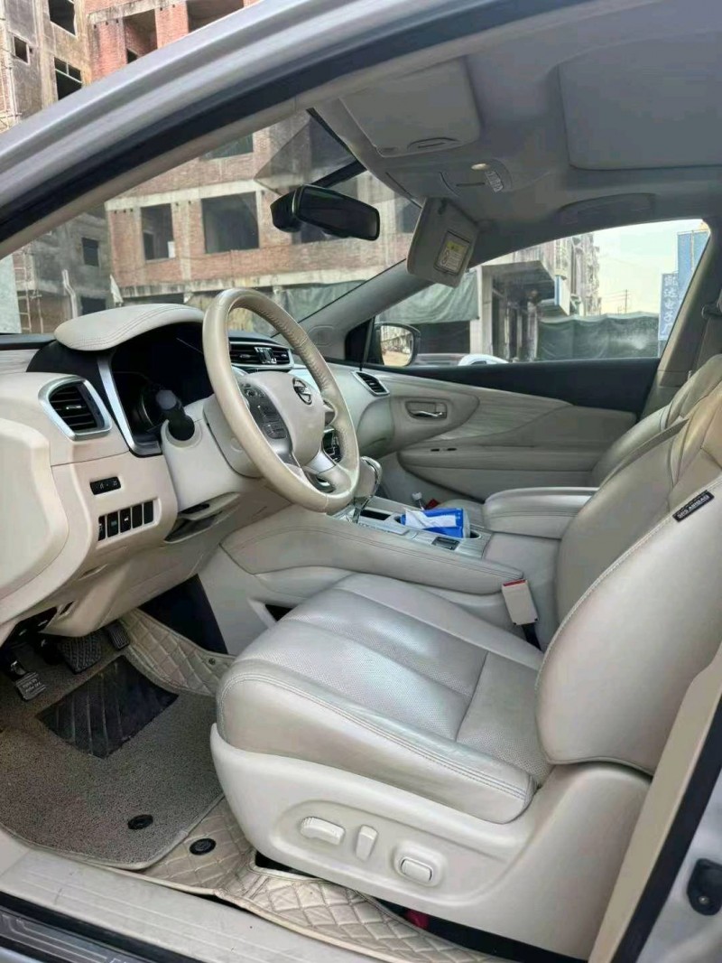 佛山19年日产楼兰6