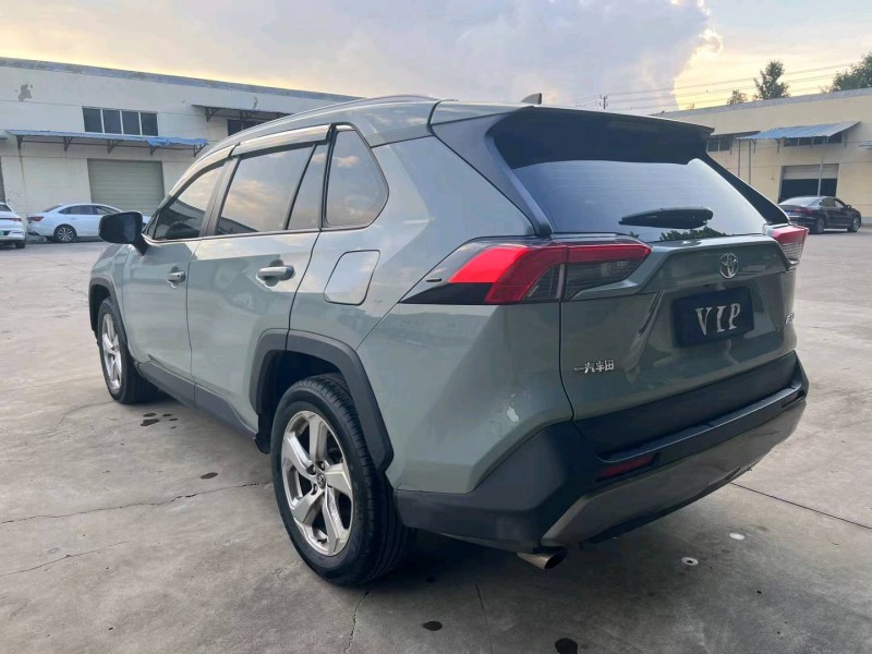 徐州20年丰田RAV48