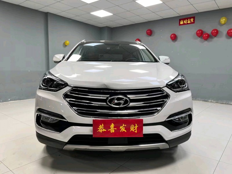 成都17年现代新胜达1