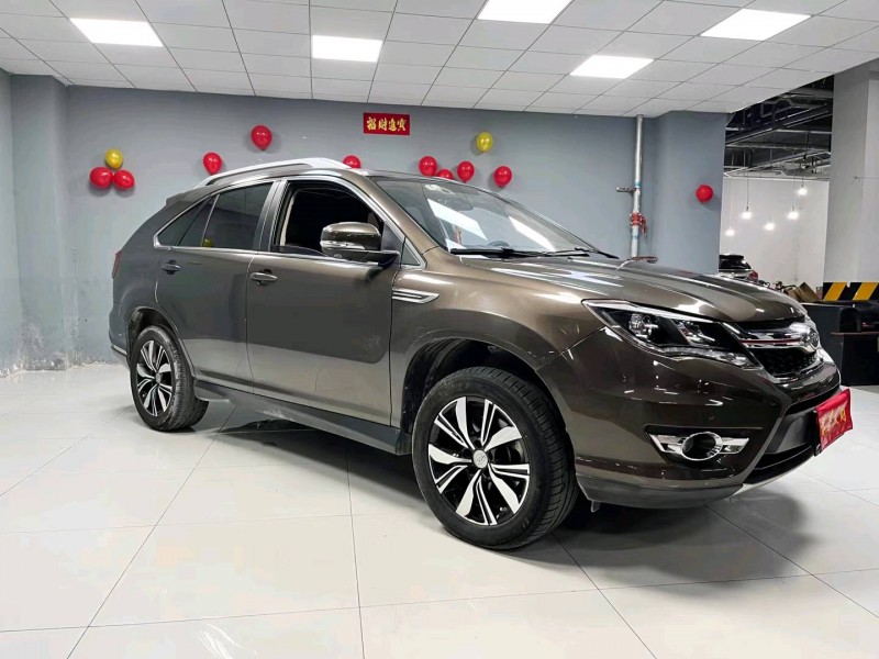 成都18年比亚迪S74