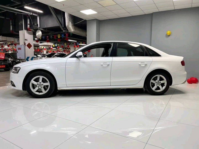 成都14年奥迪A4L2