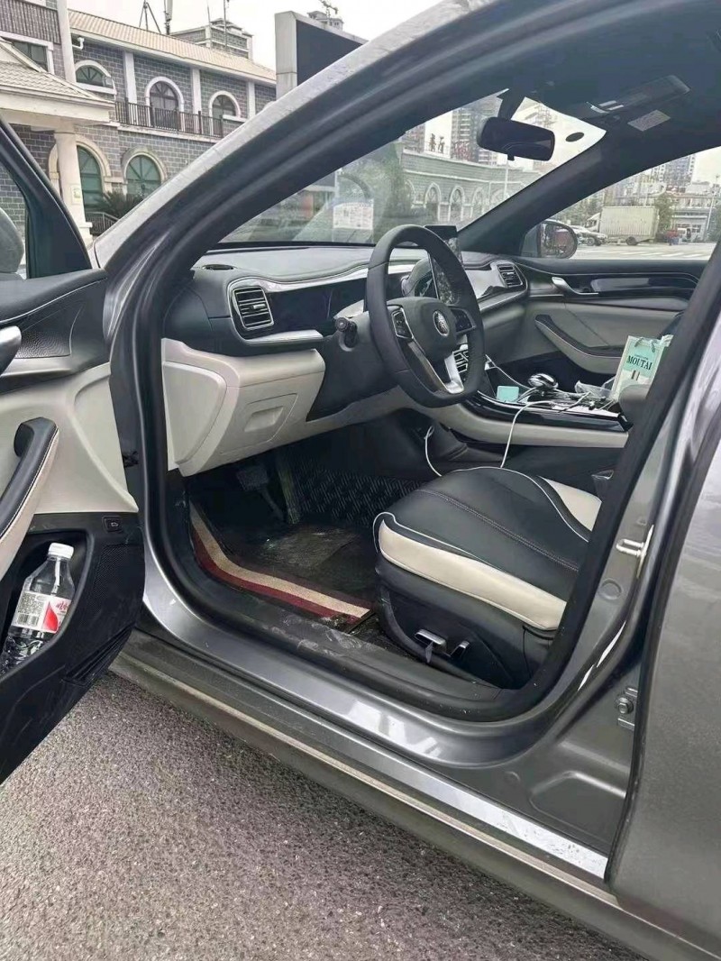 重庆23年比亚迪秦9