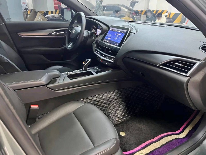 成都23年凯迪拉克CT56