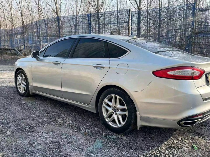 东营13年福特蒙迪欧3