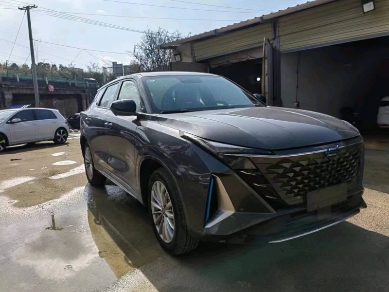 东营23年长安汽车欧尚1