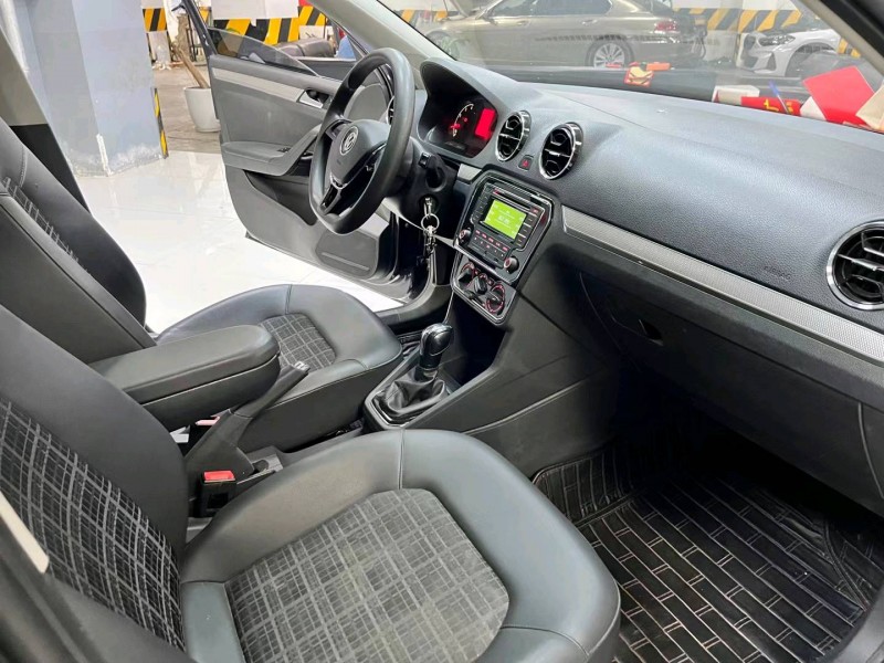 成都17年大众捷达6