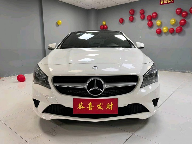 成都16年奔驰CLA1