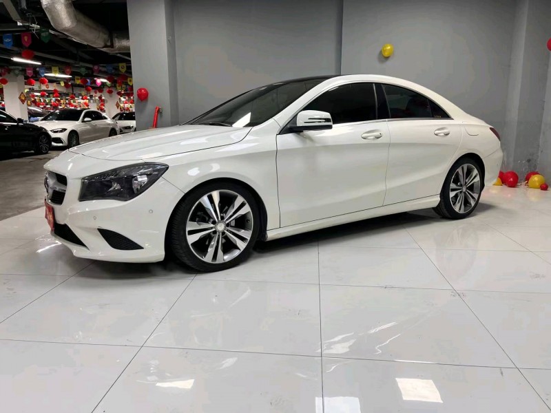 成都16年奔驰CLA3