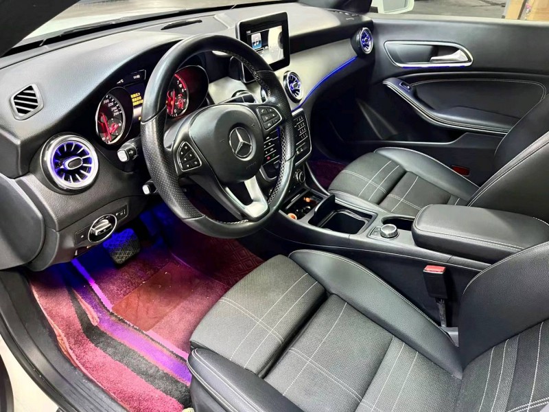 成都16年奔驰CLA6