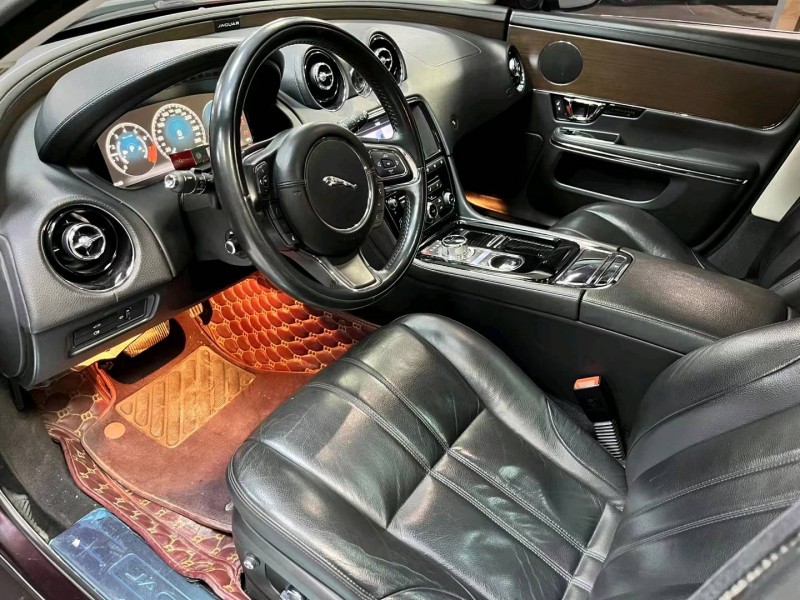 成都17年捷豹XJL6