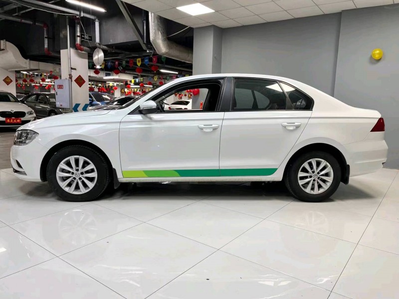 成都17年大众宝来2