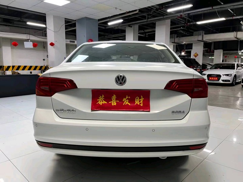 成都17年大众宝来9