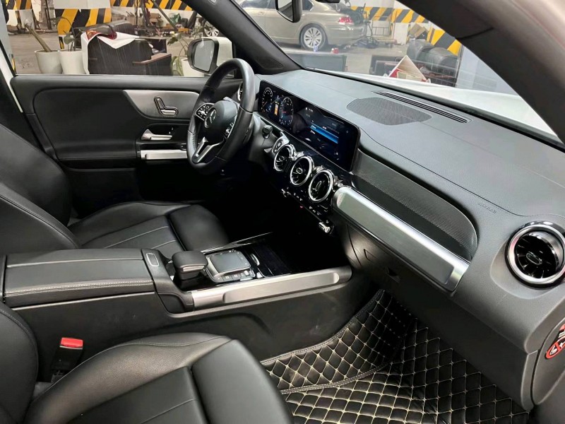 成都21年奔驰GLB6