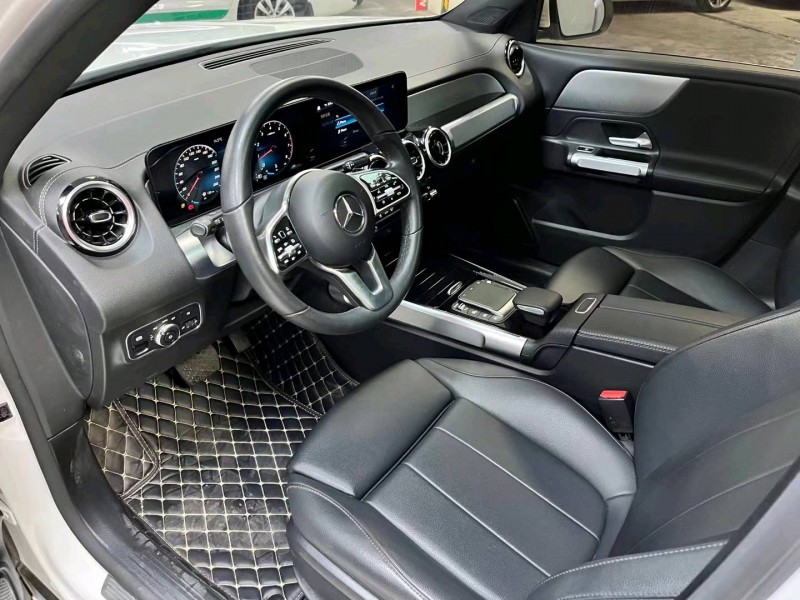 成都21年奔驰GLB7