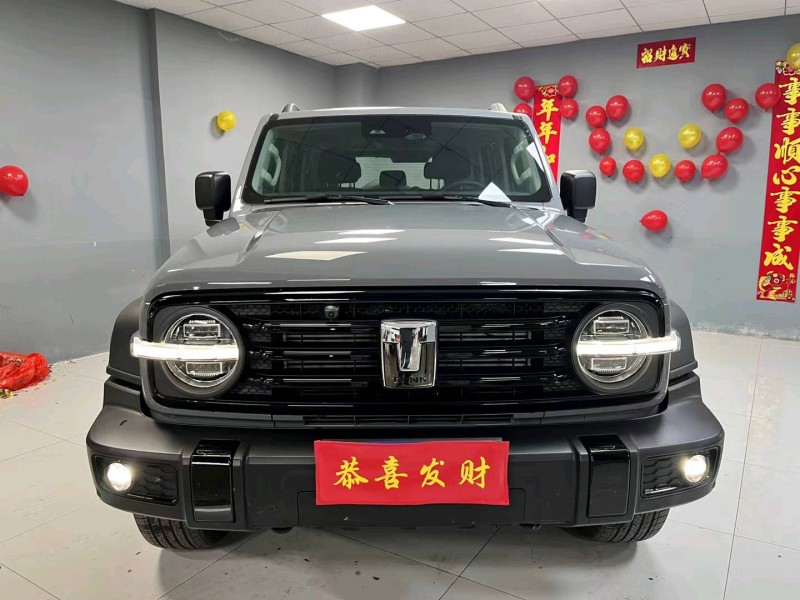 成都23年长城汽车坦克3001