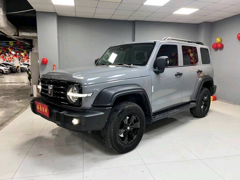 成都23年长城汽车坦克3003