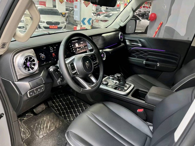 成都23年长城汽车坦克3007