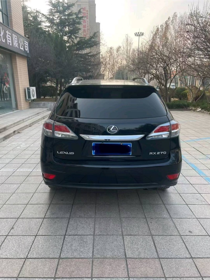 东营13年雷克萨斯RX3