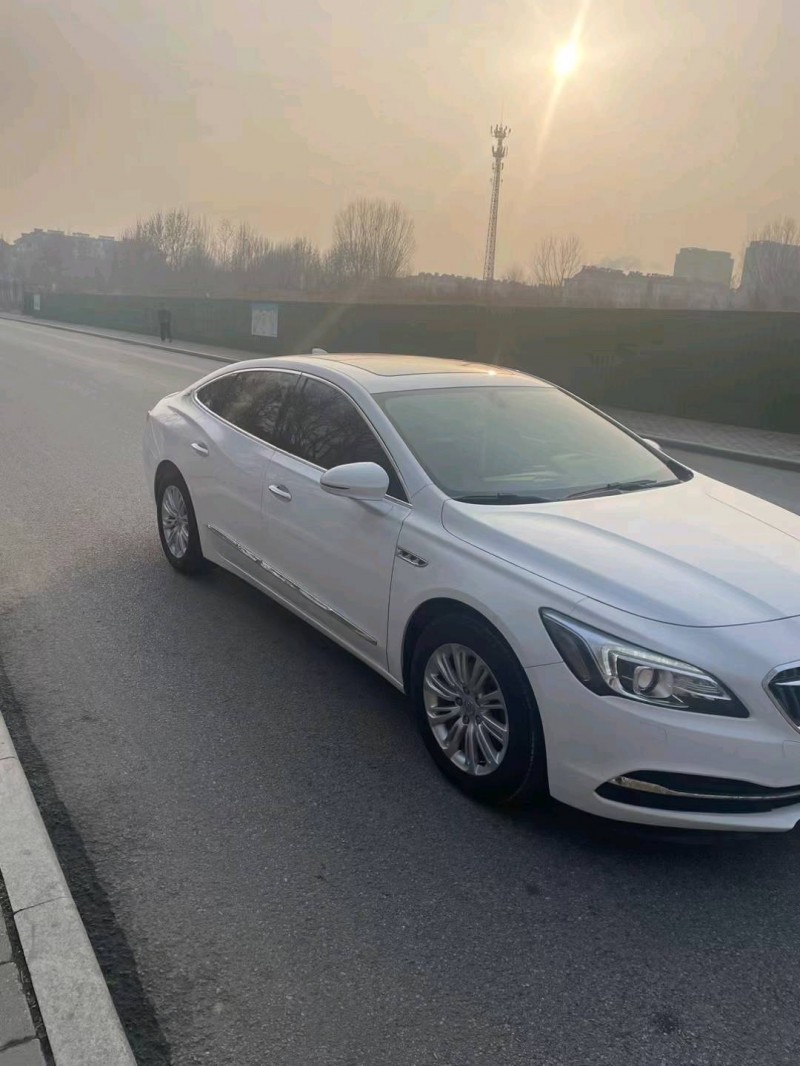 枣庄16年别克君越2