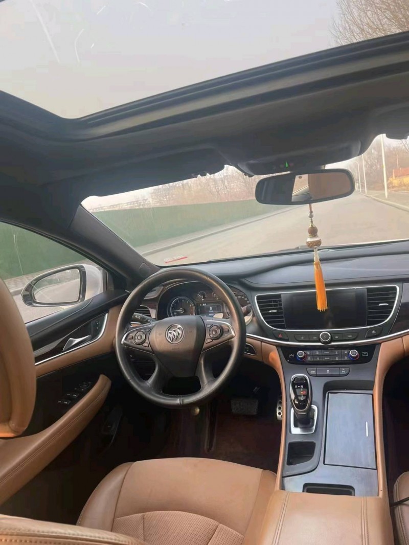 枣庄16年别克君越7