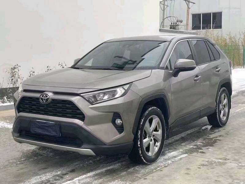 邯郸21年丰田RAV4荣放2