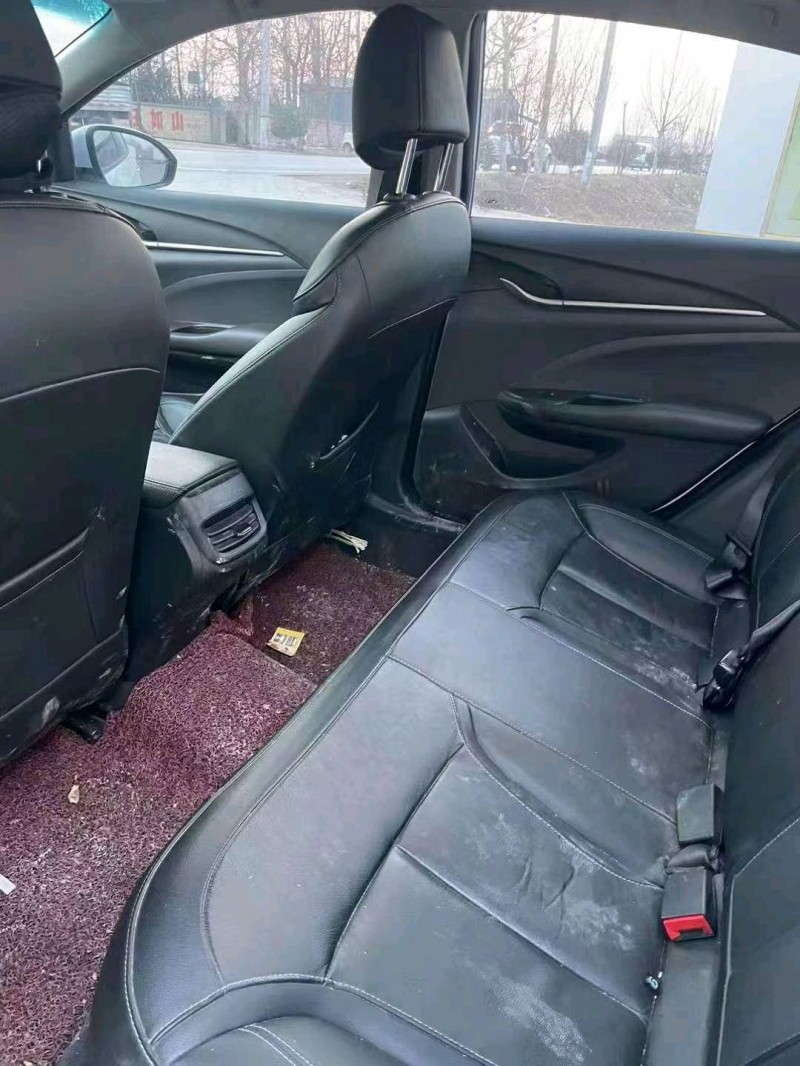 东营19年别克英朗3