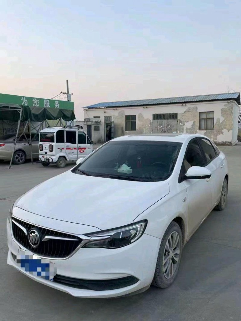 东营19年别克英朗8