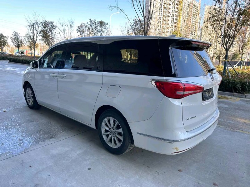 枣庄18年别克GL83