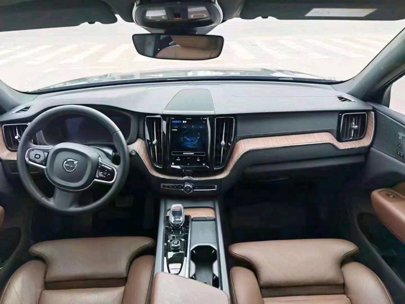 枣庄23年沃尔沃XC602