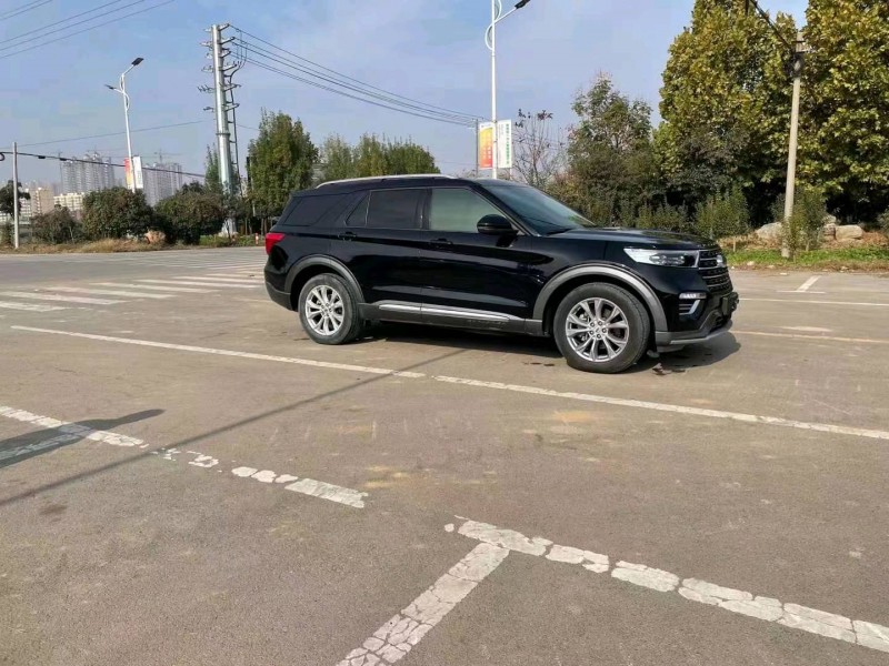 枣庄21年福特探险者2