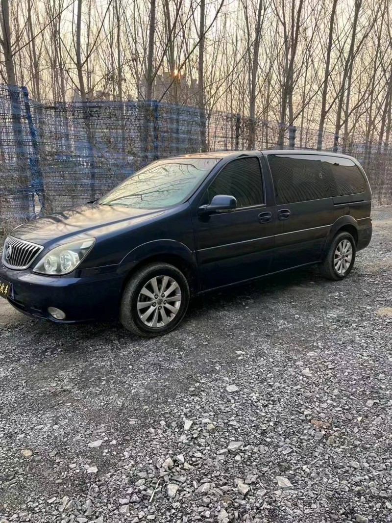 菏泽11年别克GL82