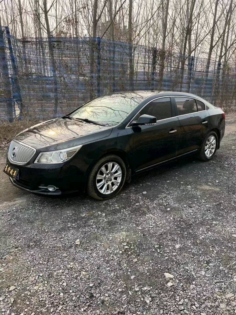 菏泽11年别克君越2