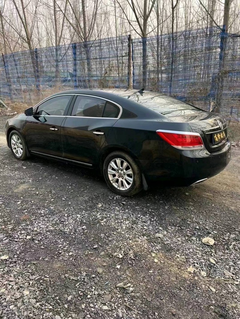 菏泽11年别克君越7