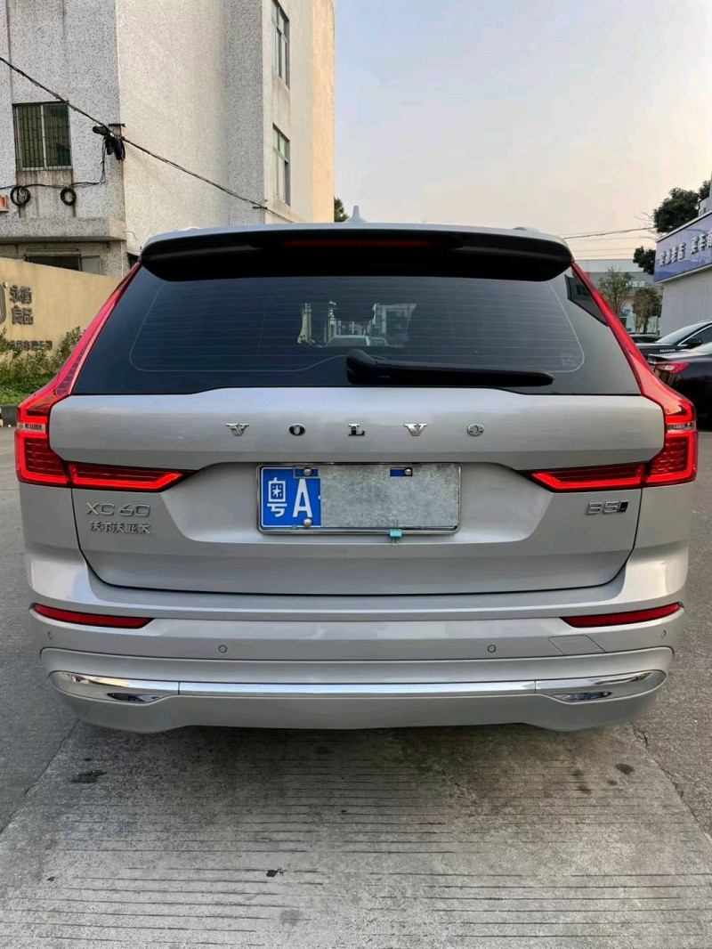 中山22年沃尔沃XC609