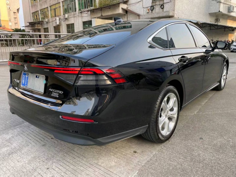 中山23年本田雅阁4