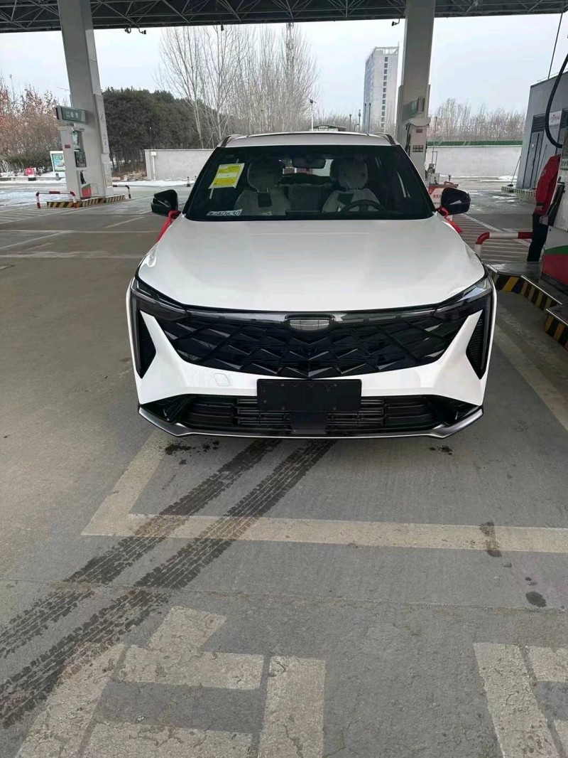 邯郸23年吉利博越1