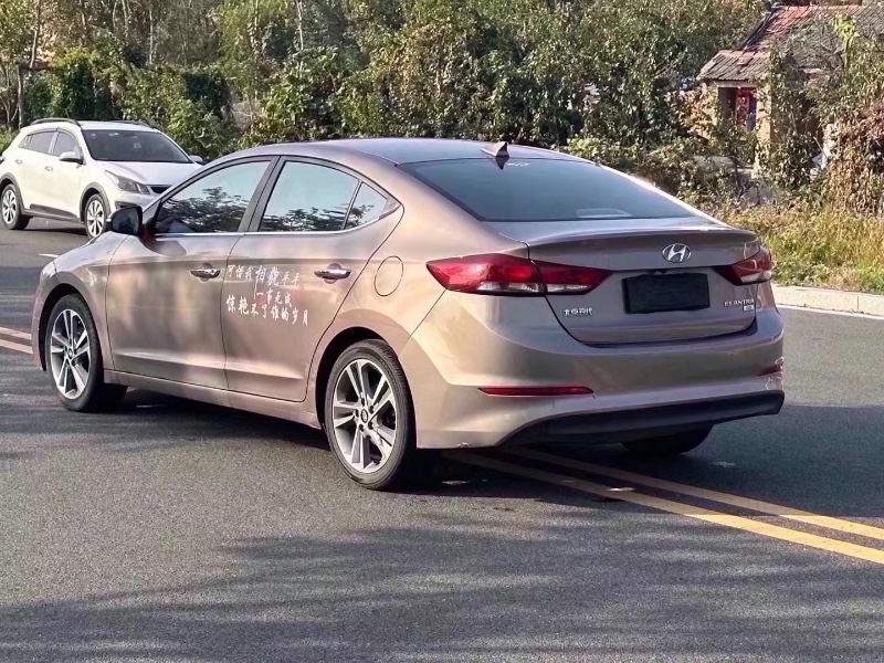 徐州16年现代领动7