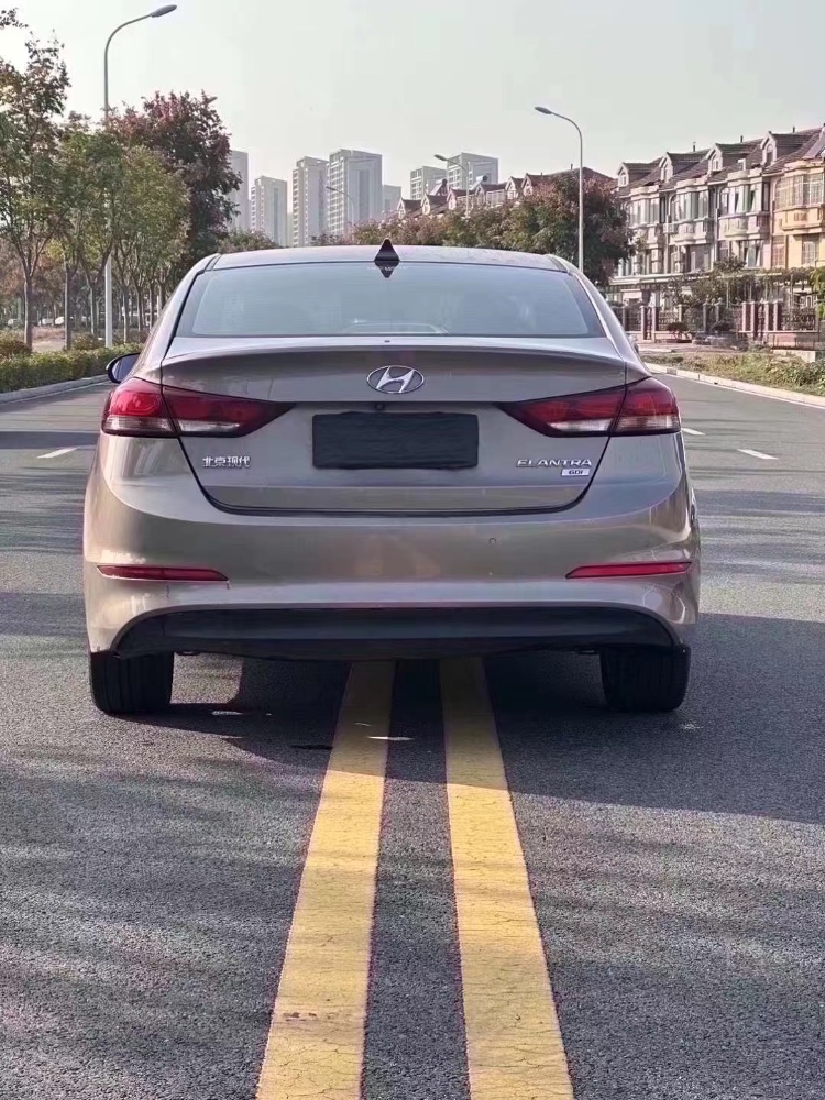 徐州16年现代领动8