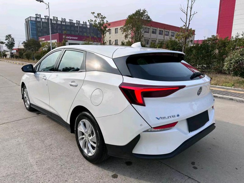 盐城23年别克微蓝7