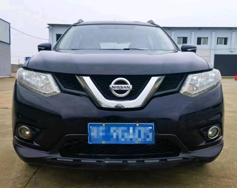 襄陽16年日產奇駿1