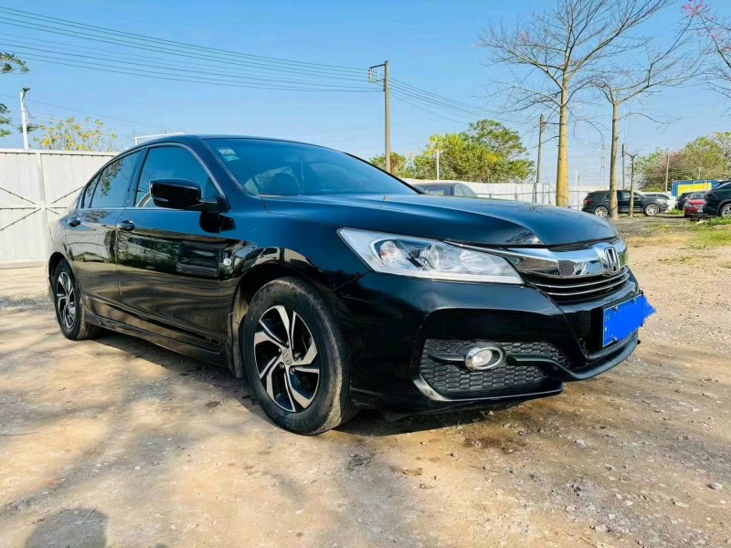 广州16年本田雅阁3