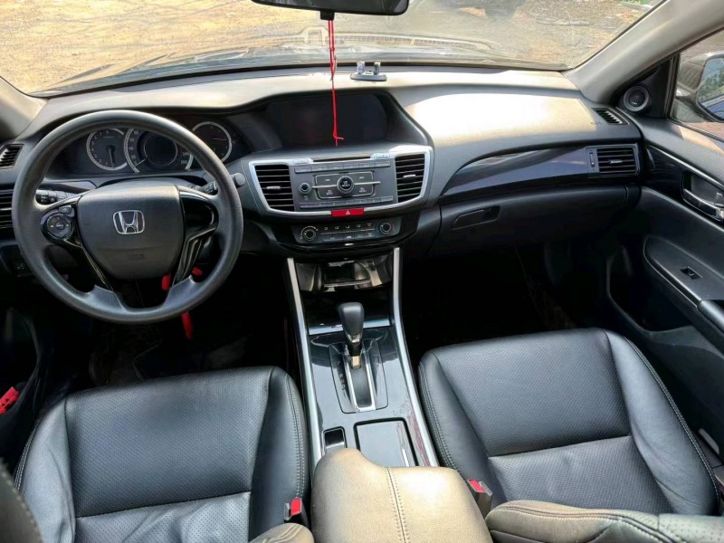 广州16年本田雅阁6