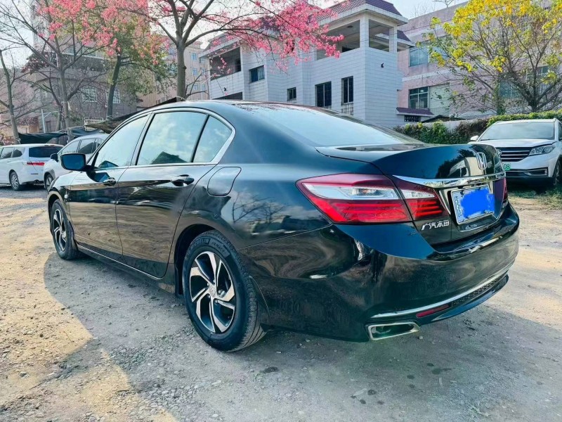 广州16年本田雅阁8