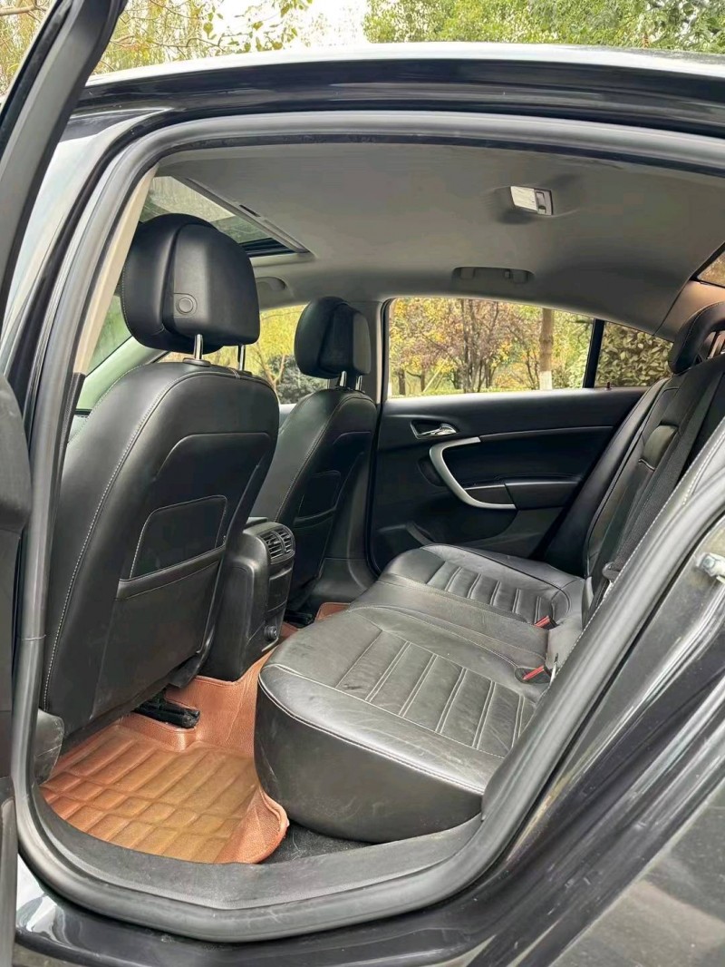 嘉兴14年别克君威5