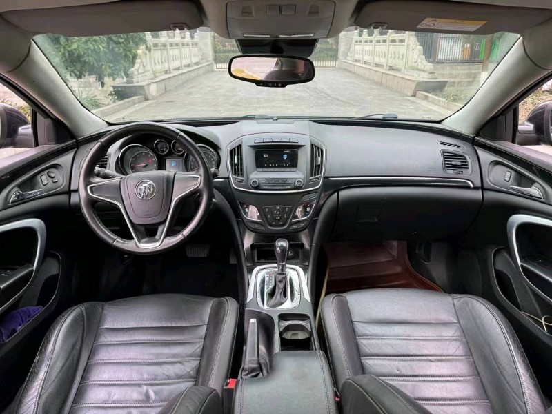 嘉兴14年别克君威8