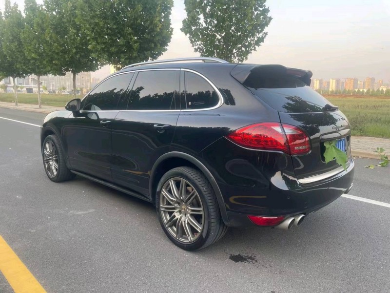 廊坊12年保时捷卡宴5