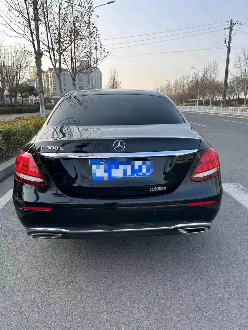 东营18年奔驰E9