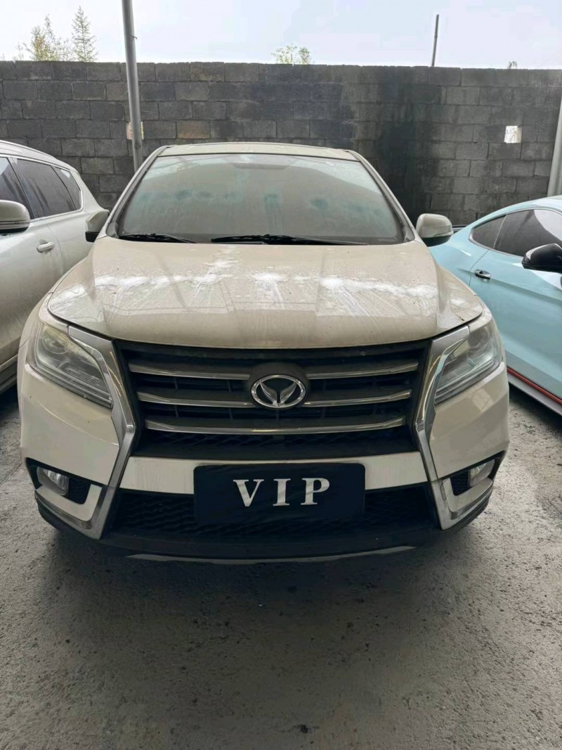 重庆17年北汽威旺M601