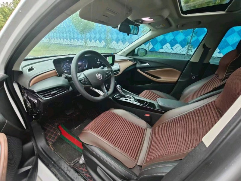 淄博22年别克威朗4