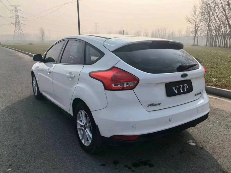 徐州16年福特福克斯5